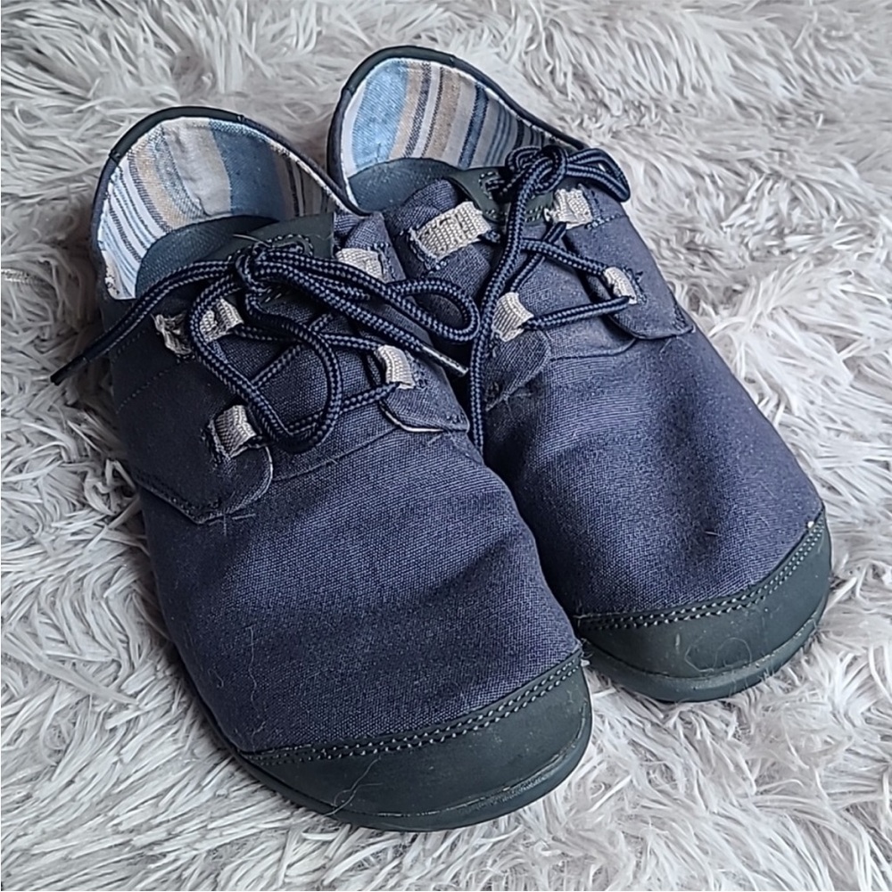 Blue Xero Hana casual shoe